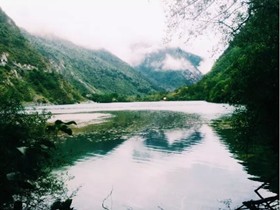 3白腊海子美景_副本